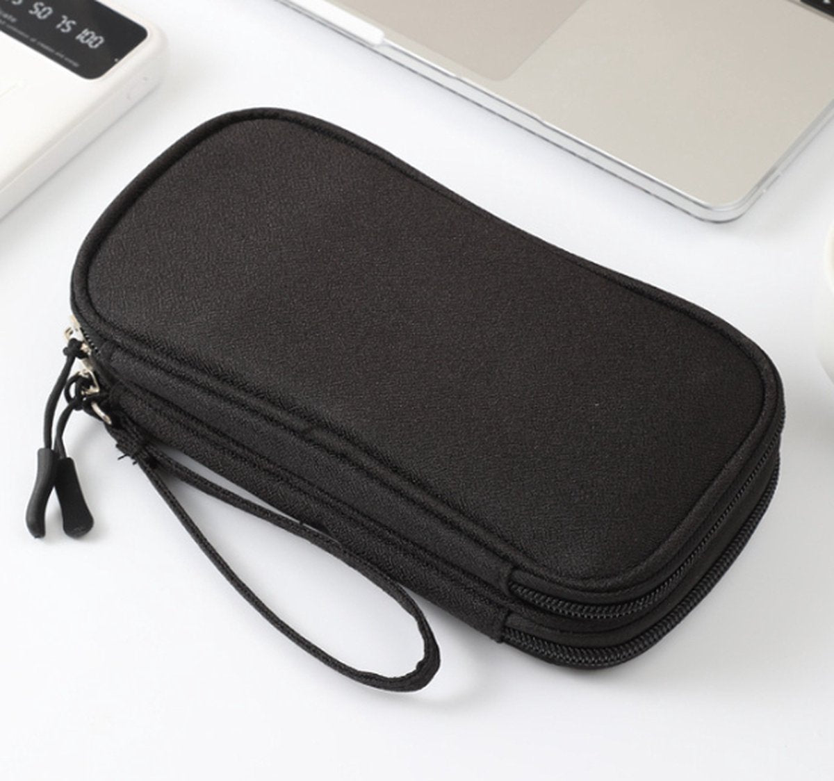 Bag Organizer - Electronics & Accessories Organizer Bag - Cable Organizer Bag - Storage Bag for Cables, Electronics and Accessories - Organizer - Black - 19.5*11*5.5cm - Polyester