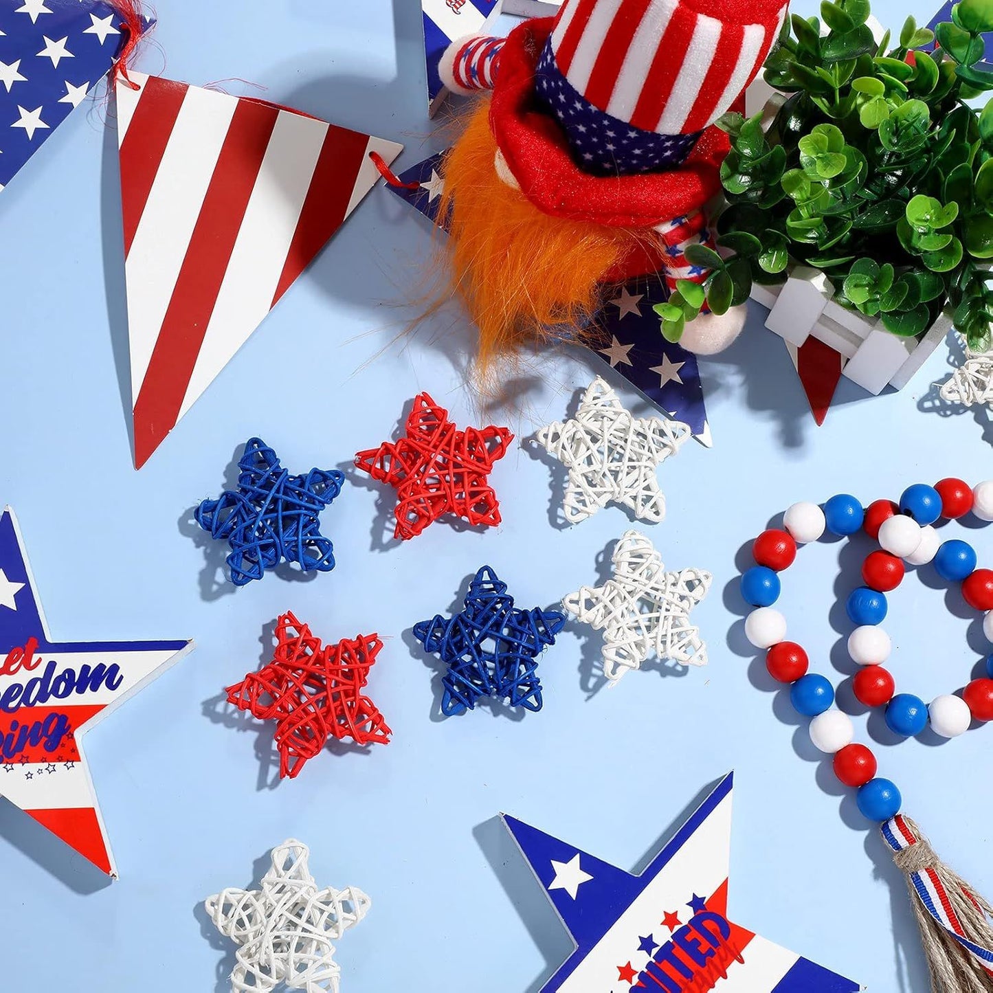 24 Pcs 4th o July Natural Rattan Stars Decoration 250th Anniversary Memorial Day Patriotic Red White Blue Wicker Rattan Stars or Vase Bowl iller Home DIY Crat Ornament Hanging Table Decor