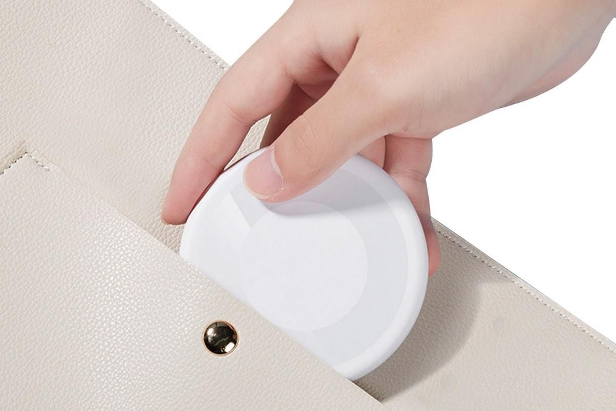 Mini USB Charging Cable Digital Gadgets Storage Box -White