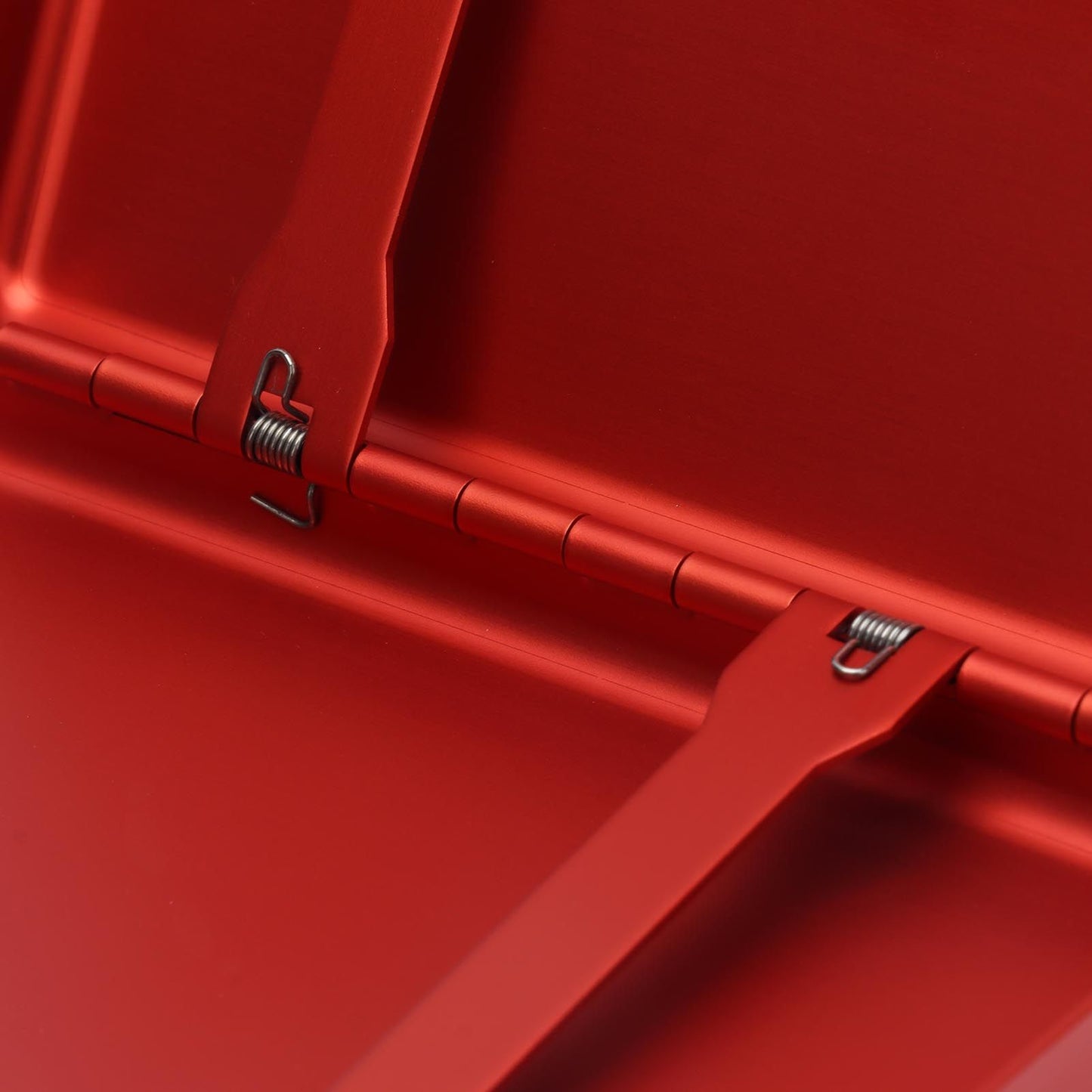 Cigarette Case Aluminium Alloy High Durability Fashion Glossy Exquisite Texture Cigarette Holder for Travel OutdoorRed