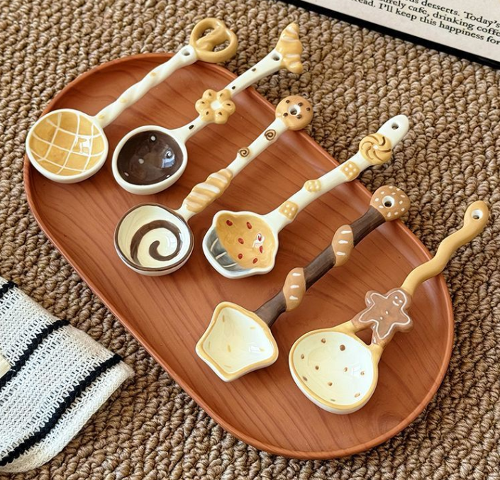 Cookies Scoop Creative Hand-Painted Ceramic Spoon - Cute Cartoon Bakery Series Long Handle Soup Spoon - High-Quality Underglaze Tableware for Desserts and Coffee