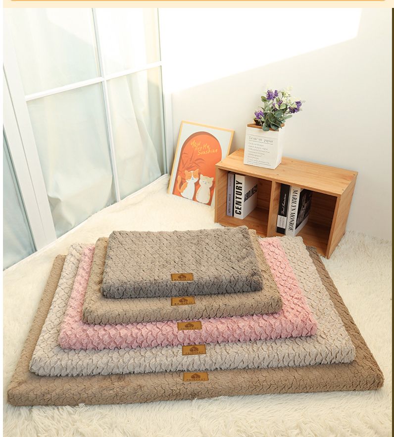 Silver-gray M size Pet Dog Bed Mat - Plush Short Fur Cover with Wave Foam Padding - Washable Removable Cover, Non-Slip Base, Warm Winter Cushion for Dogs and Cats, Multiple Sizes