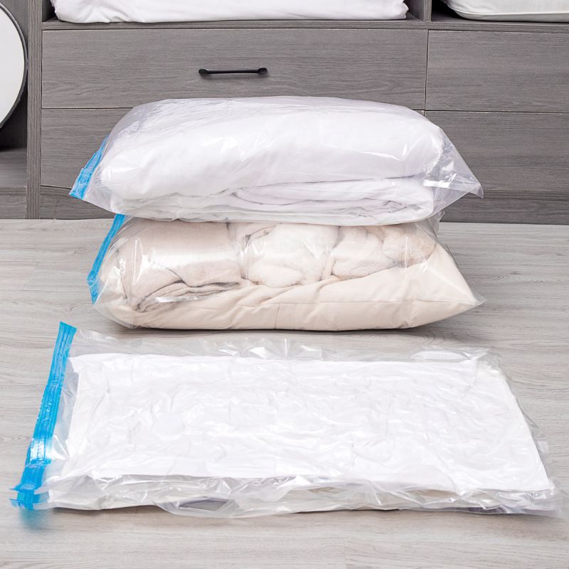 9-piece Vacuum Storage Bags Set(3 medium, 3 large, 2 extra large, 1 hand pump)- Heavy Duty Space Saving Compression Bags for Clothes Quilts Bedding Moisture Proof Wardrobe Organisation Travel Storage Reusable Durable Seal