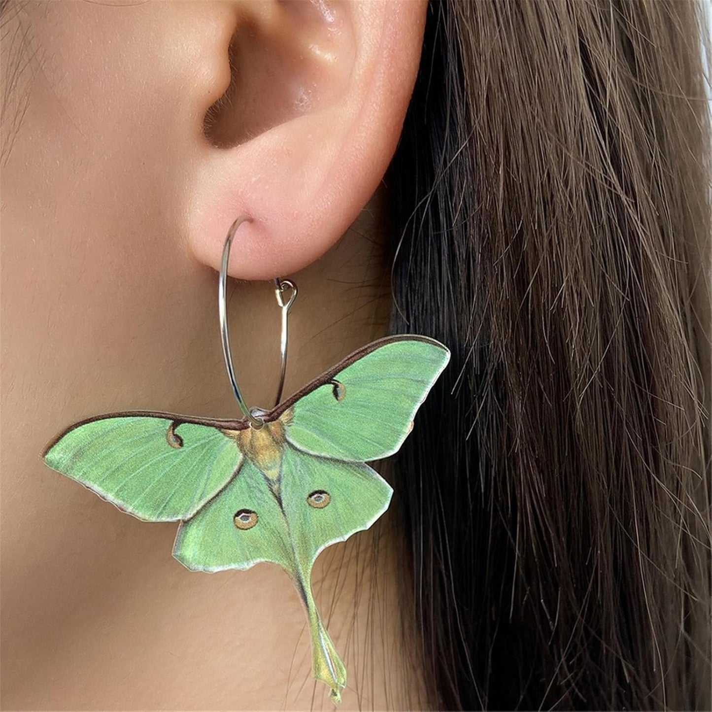 Butterfly Earrings for Women Unique Punk Insect Moth Drop Earrings Colorful Lightweight Acrylic Moth Wing Earrings Statement Earrings Party Jewelry