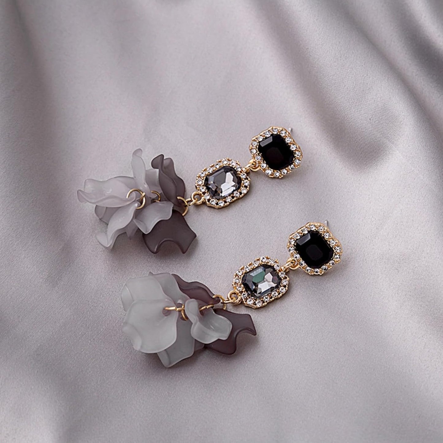 Vintage Acrylic Black Rose Petal Earrings for Women,Dangle Exaggerated Flower Earrings Statement Floral Tassel Earrings Valentine's Day Gift