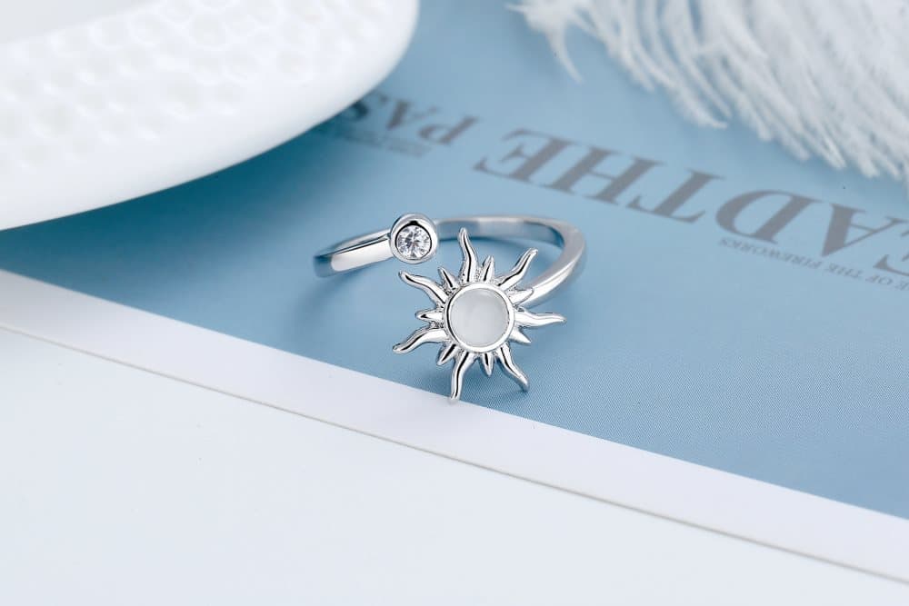 3-Piece Adjustable Stress Ring for Women with Rotatable Decor, Anxiety Relief, One Size