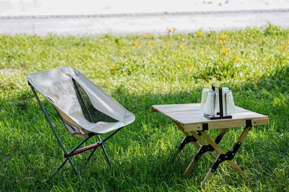 1 Pack Lightweight Folding Camping Chair with Carry Bag, Padded Collapsible Sun Chair for Hiking, Gray, Aluminum