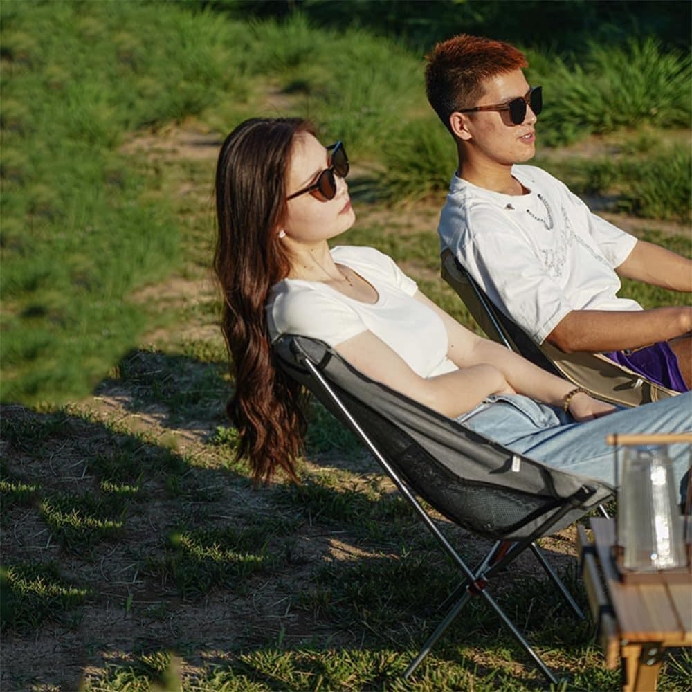 1 Lightweight Folding Camping Chair with Carry Bag, Padded Collapsible Sun Chair in Aluminum, Black