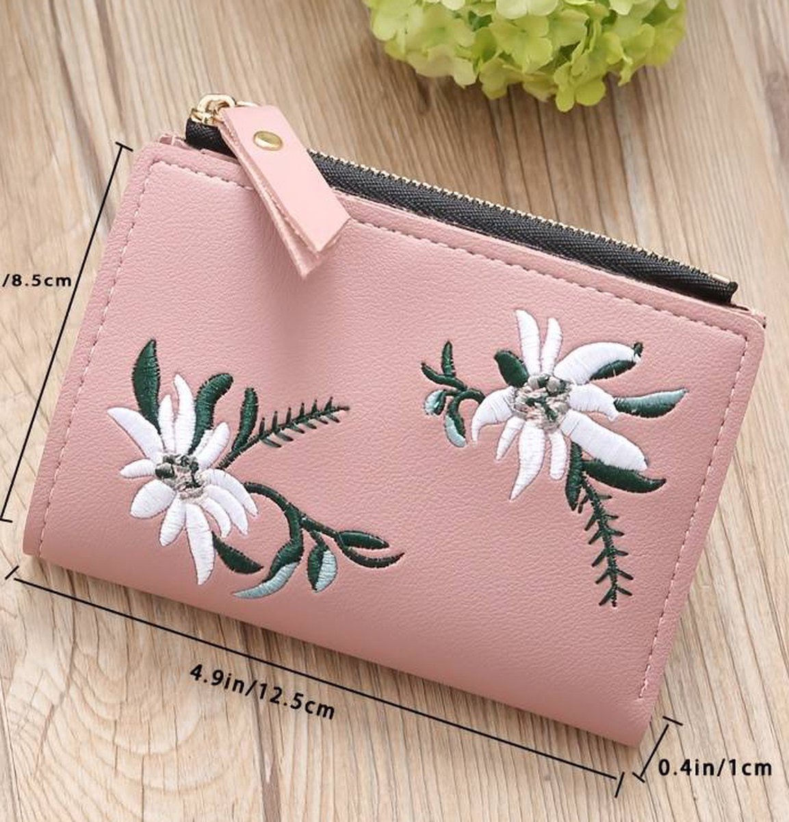 Luxury Card Holder with Flowers | Credit Card Holder | With Cash Compartment | Card Holder | Wallet | PU Leather | Purse | Light Green