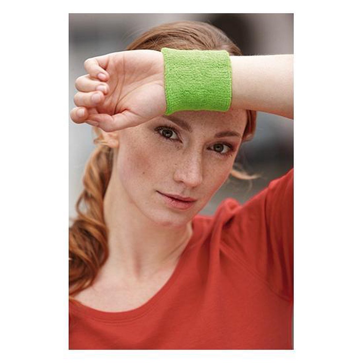 Gold wrist sweatbands 2 pieces