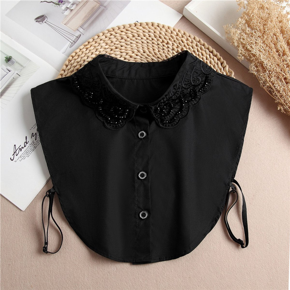 Set of 2 Women's Shirt Collars - Detachable Point Collar Basic - Collars for Women - Ruffles - Detachable Women's Collars to Wear Undergarments - Shirt Collar - Shirt Collar - Faux Detachable Collar - Shirt Replacement - One Size Adjustable - Black and Wh