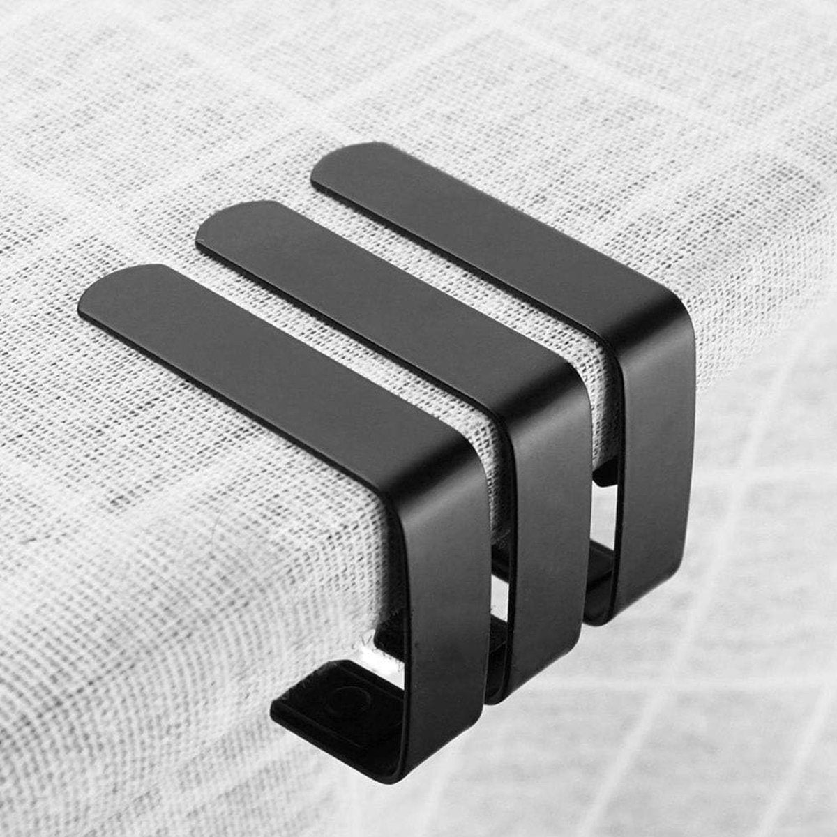 Tablecloth Clips - 12 Pieces - Tablecloth Clips - Table Linen Clips - Small Clips - Adjustable Tablecloth Holders - Table Accessories - Garden Items - Tablecloth Securing - For Thick Tables - For Thick Garden Tables - Stainless Steel - 5 x 4 Cm
