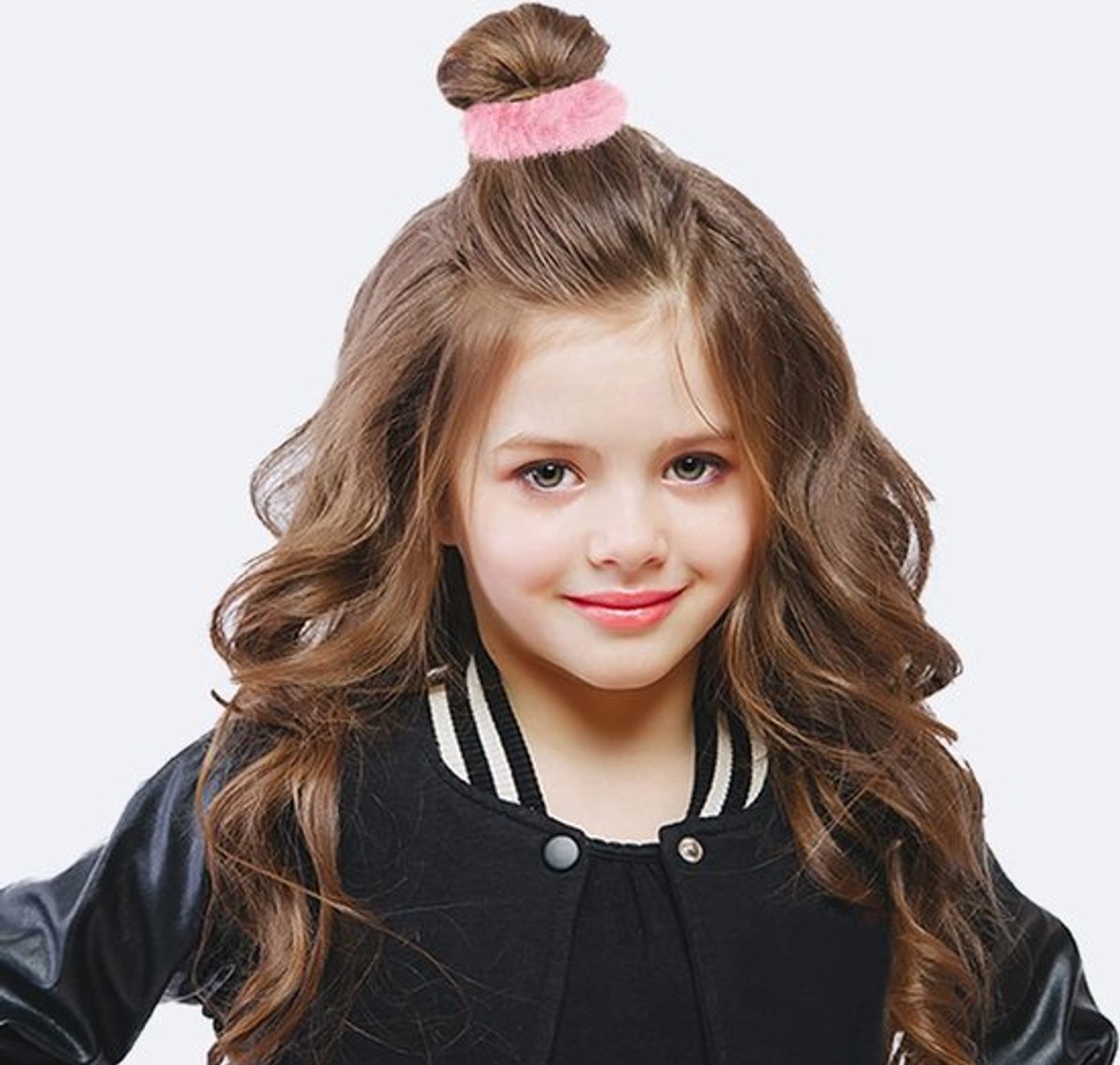 Scrunchie - 2 Pieces - Hair Accessories - Hair Twist - Hair Elastic - Crunchie - Hair Donut - Hair Elastic Hair Accessory - Satin Scrunchie - Hair Accessories Styling - Hair Bun Accessories - For Women And Children - Ladies And Girls - Pink