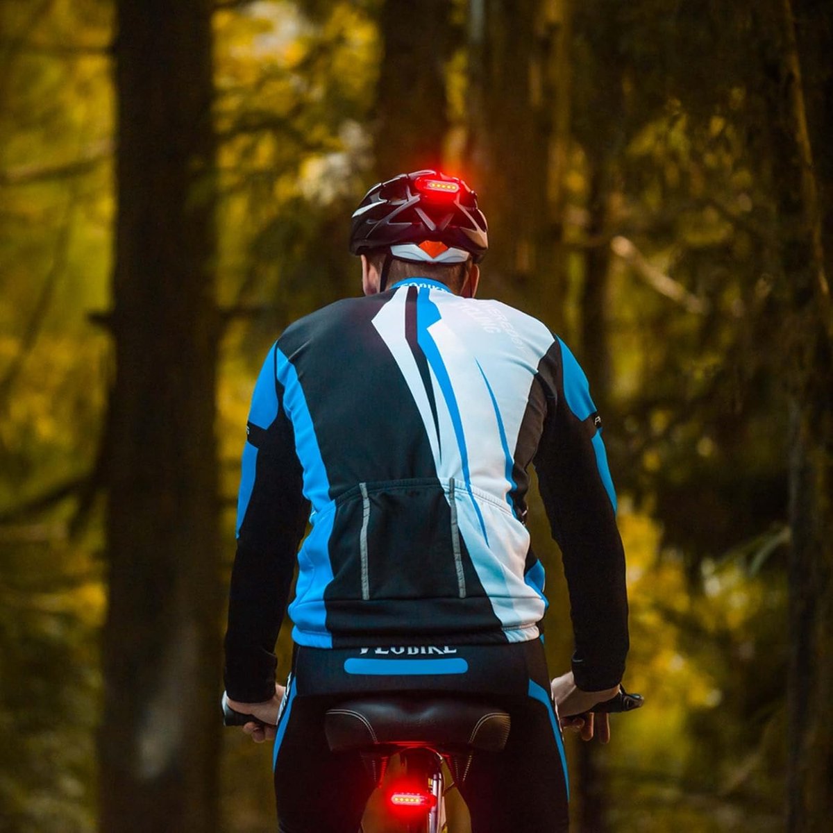 2-Piece Bicycle Light - Bicycle Rear Light - Bicycle Rear Lights - Front Light & Rear Light - USB Rechargeable Bicycle Lighting - LED Bicycle Light - Bicycle Lights - Drop-Resistant & Waterproof - Bicycle Light Suitable For Any Bike - for Night Riding - R