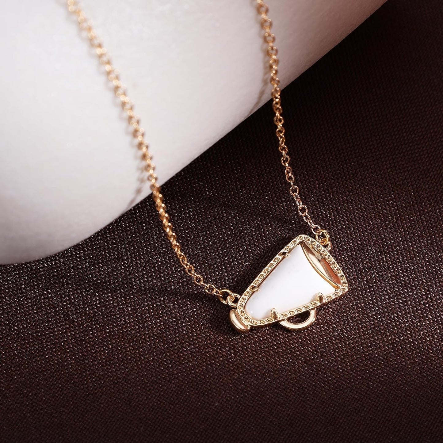 Cheerleader Gifts Cheer Necklace, Cheerleading Necklace for Women Cheer Team Gifts Pendant Charm Necklace Jewelry Cheer Coach Gifts for Women Mom Coach