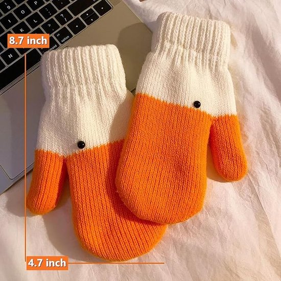 2 pairs of warm gloves - knitted gloves - with cute animal prints - with warm and soft lining - The perfect winter gift for women or children.