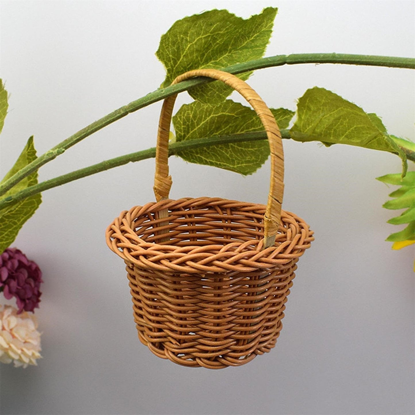 Small Wall-Mounted Kitchen Storage Basket, Hanging Storage Wicker Baskets Wall Mounted Woven Hanging Basket Wicker Small Basket with Handle Wicker Basket with Handle Small Basket Organizer Brown Wedding Flower Basket