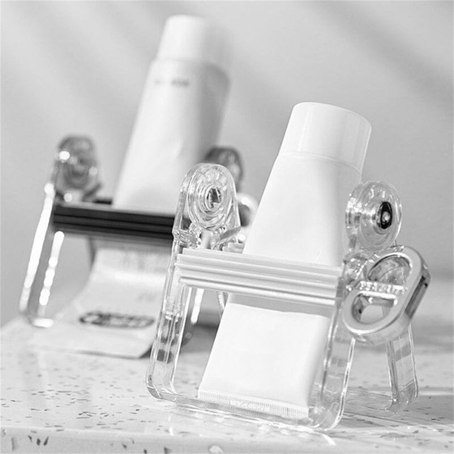 Luxury Paint Tube Squeezer Wringer Tool - Rolling Tube Squeeze Roller for Toothpaste - Toothpaste Tube Squeezer for Artists, Hair Salons, Painters - Daily Living Essential, (Black) 3.39x4.13x3.78 3.39" x 4.13" x 3.78" Black