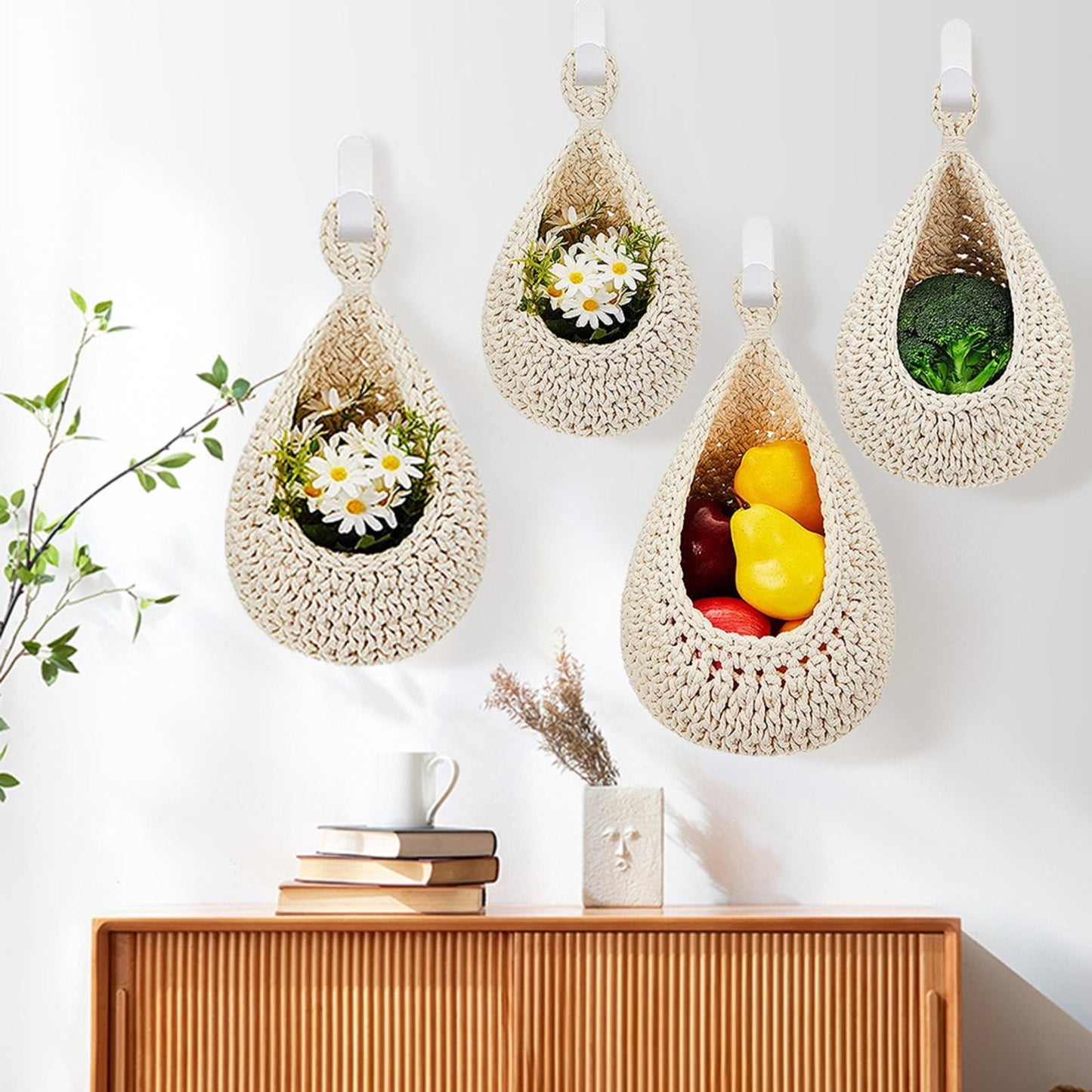 Woven Breads Baskets, Oval Small Fruit Baskets, Stackable Plastic Wicker Baskets for Serving Vegetables, Kitchen, Restaurant, Outdoor, Imitation Rattan, 1 Pcs, 7.48x5.11x2.75 7.87" x 1.97" Beige