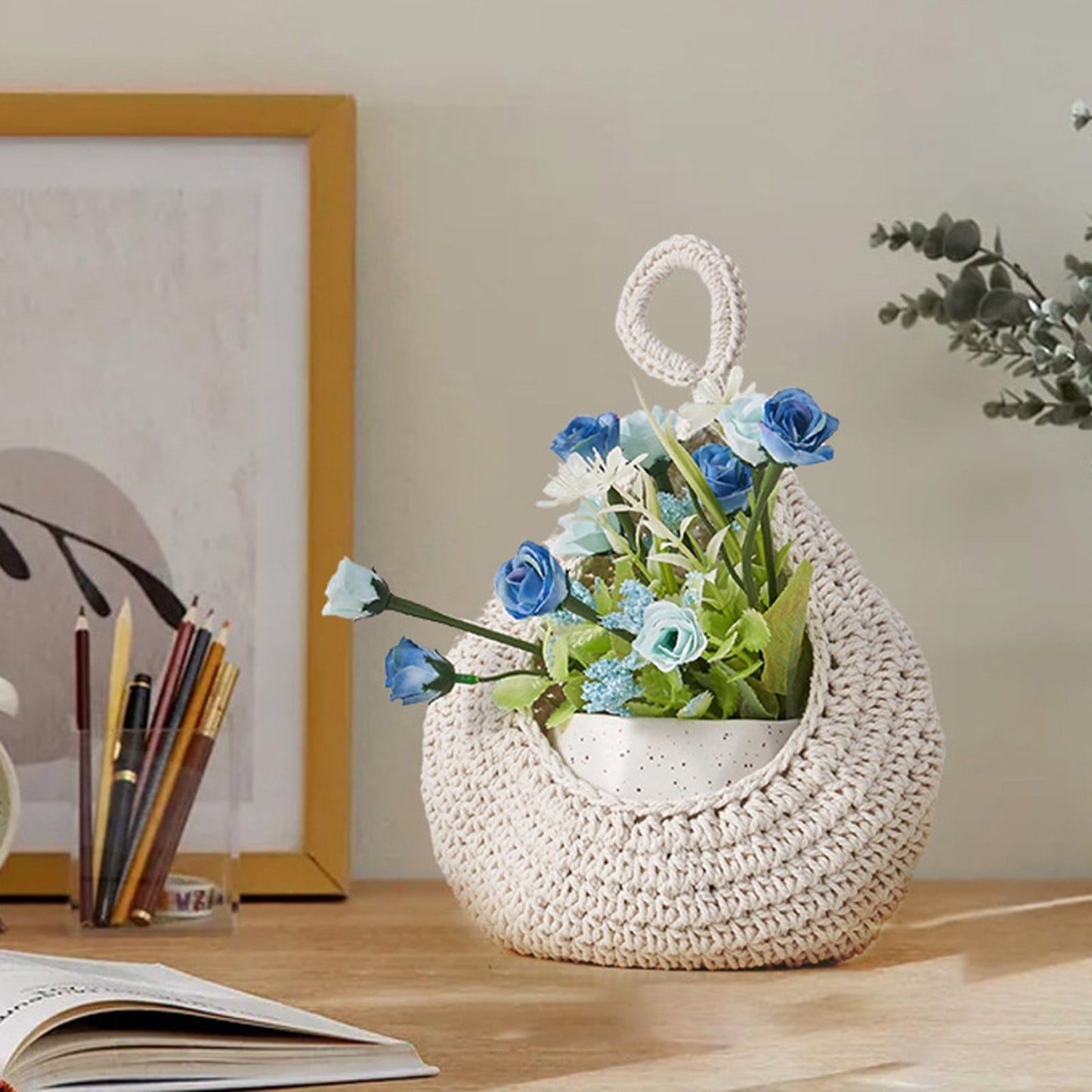 Woven Breads Baskets, Oval Small Fruit Baskets, Stackable Plastic Wicker Baskets for Serving Vegetables, Kitchen, Restaurant, Outdoor, Imitation Rattan, 1 Pcs, 7.48x5.11x2.75 13.78" x 11.81" Beige