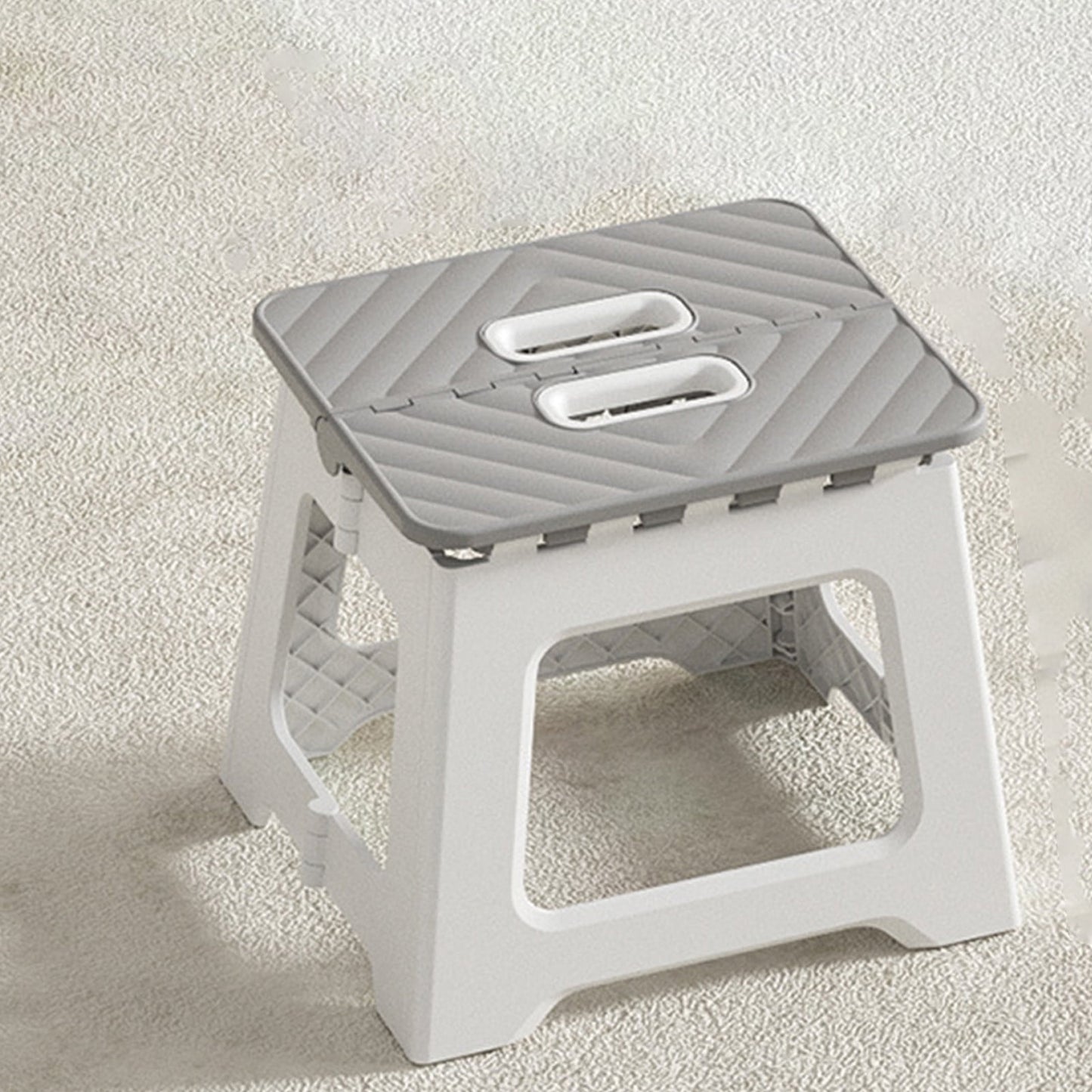 Darzheoy Adult Folding Step Stool, Foldable Stool, Suitable for Living Room, Kitchen, and Bathroom, Portable Travel Stool Gray