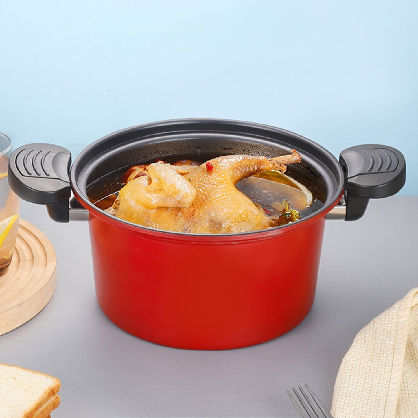 Darzheoy Nonstick Ceramic Coated Sauce Pan with Lid, Crock Pot with Twist & Lock Handles, Micro Pressure Cooker Versatile Cookware for Stovetops, Easy to Clean Red
