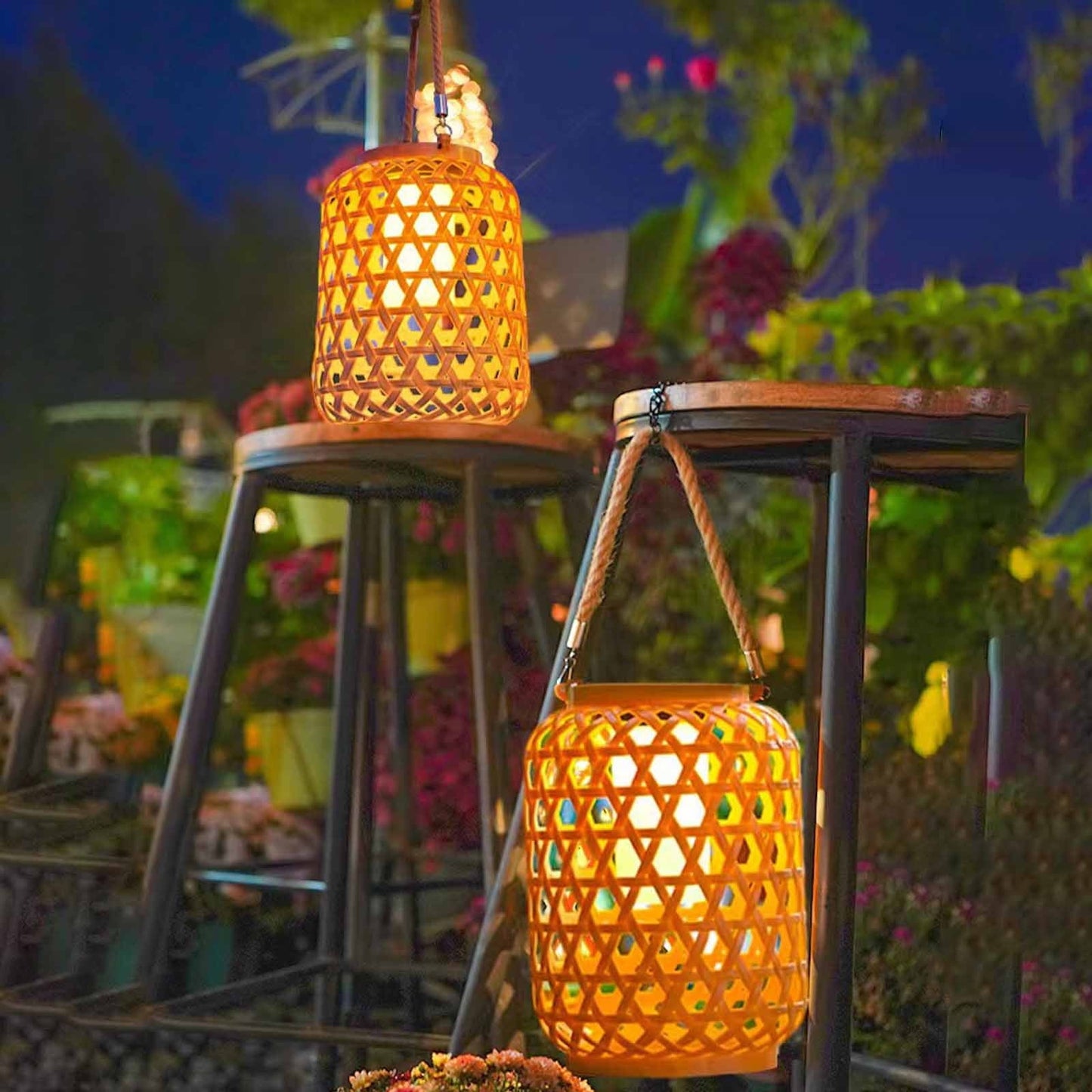 Kdkad Solar Lanterns Outdoor Hanging Lantern Lights, Hollowed-Out Metal Decor Lantern, LED Decorative Garden Light - Delicate Garden Decoration For Patio(1pack)