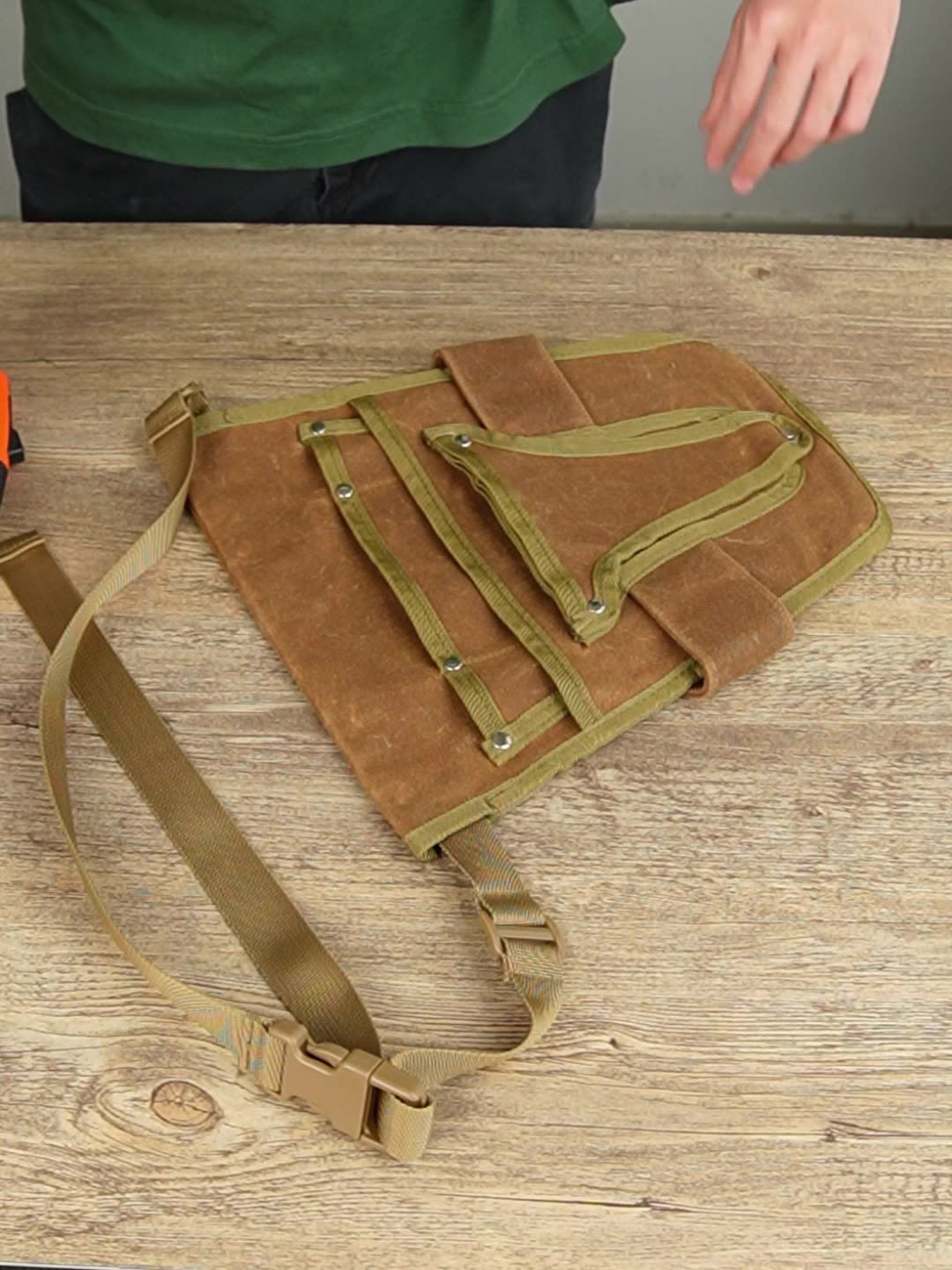 Handy Garden Tool Belt, with Multiple Pocket Heavy Duty Small Tool Belt Pouch Outdoor Gardening Tools Waist Belt for Women & Men Gardeners ( Brown)