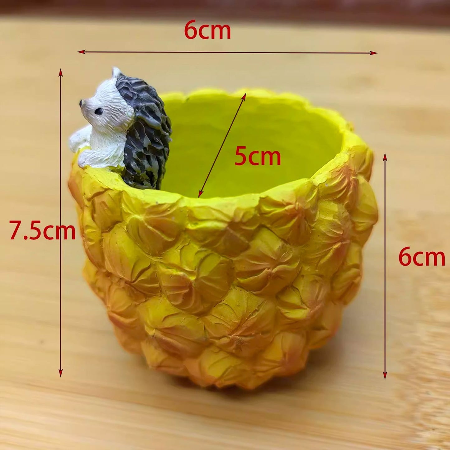 Cute Hedgehog Pineapple Resin Planter - Mini Succulent Pot, Desktop Decor, Garden Ornament, Unique Gift for Plant Lovers (Pineapple)
