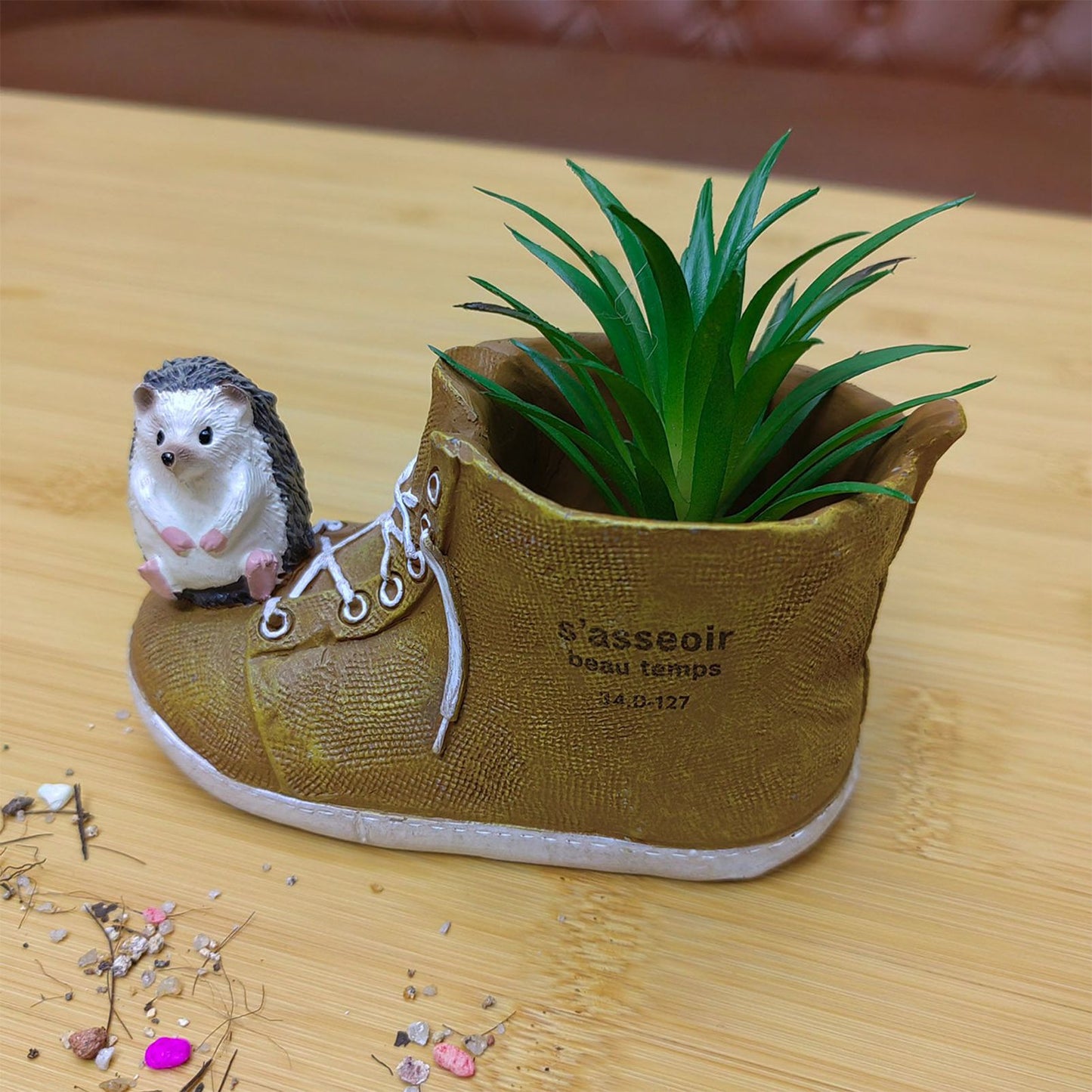 Cute Hedgehog with Resin Shoe Flower Pot with Animal Figurine, Creative Succulent Planter for Indoor Outdoor Garden Desk Decor Gift