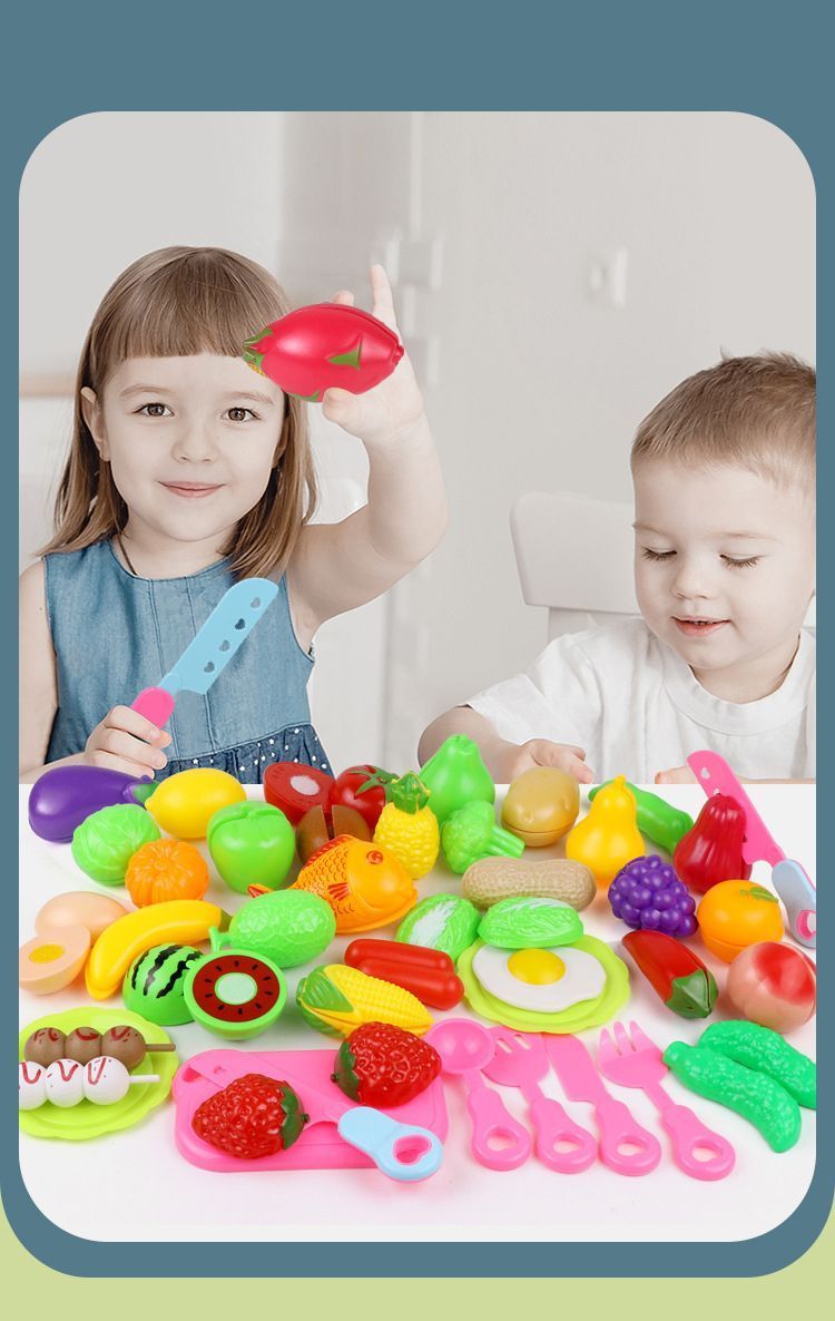 9 Piece Set with 5 Tools And 4 Random Slicing Toys