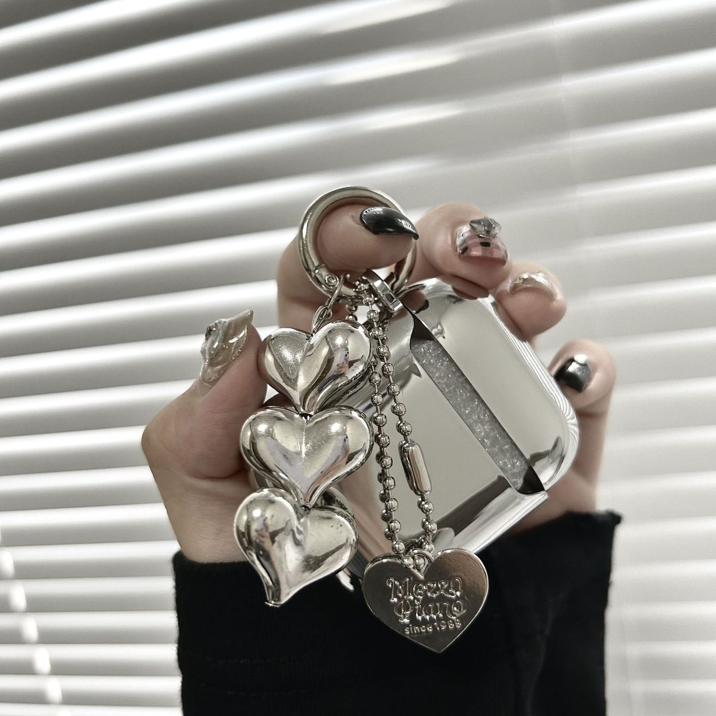 Electroplated 3D Heart + Bracelet Apple AirPods 1/2