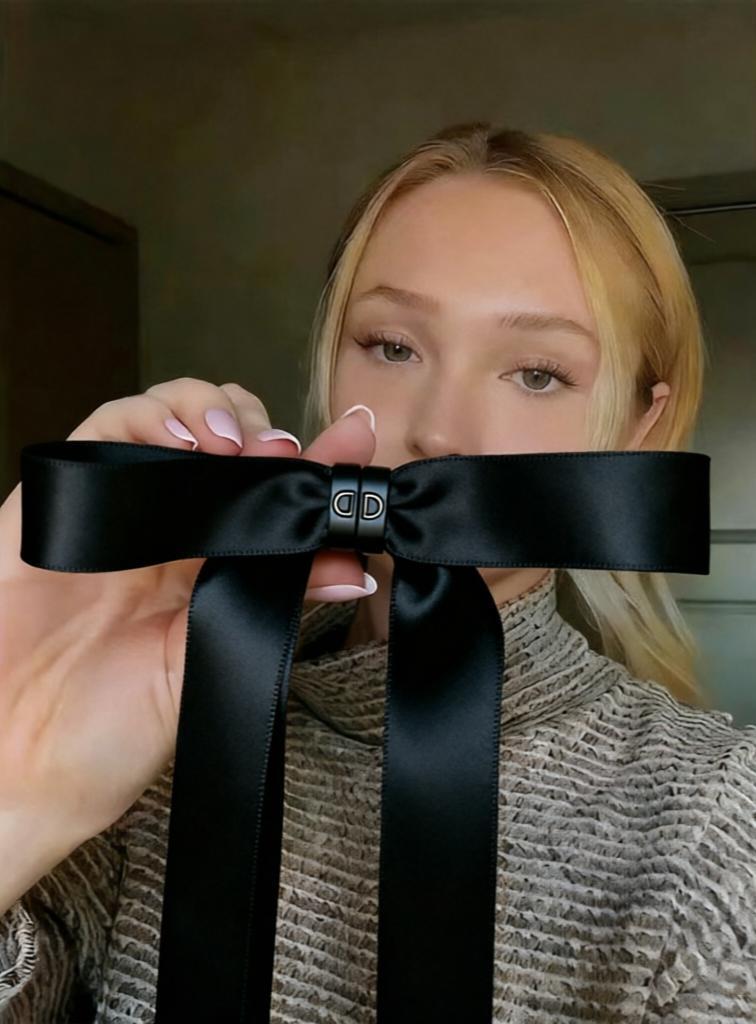 Magnetic Bow Hair Claw Clip Black