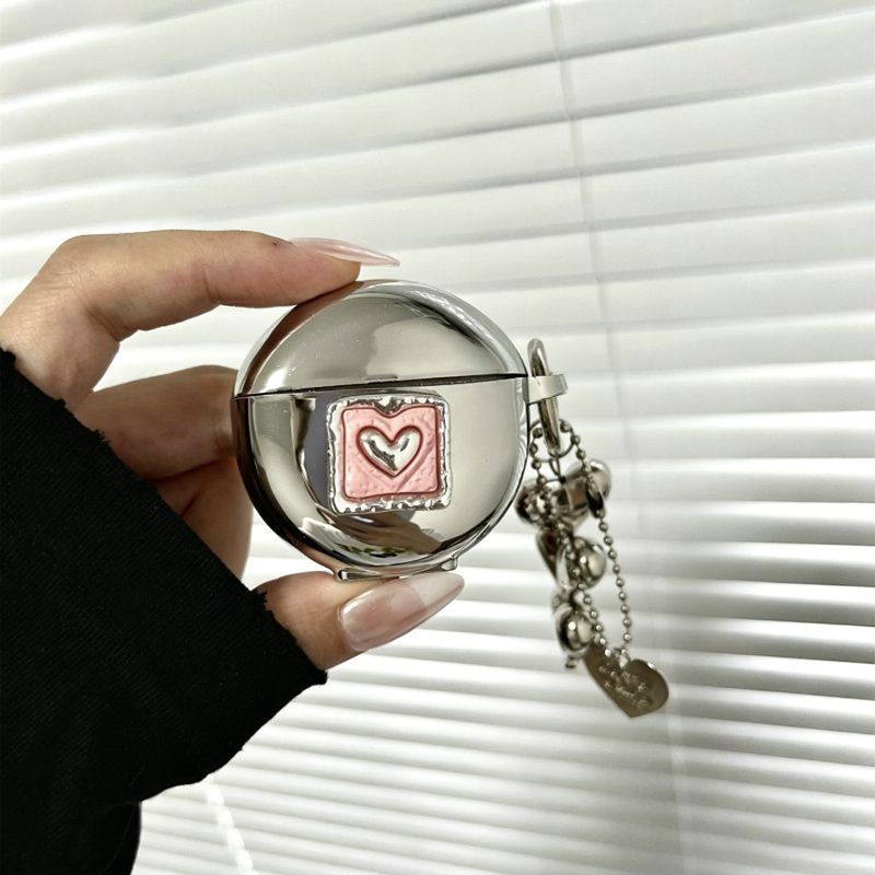 Pink Framed Heart Plated Case + 3 Heart Pendants AirPods 4