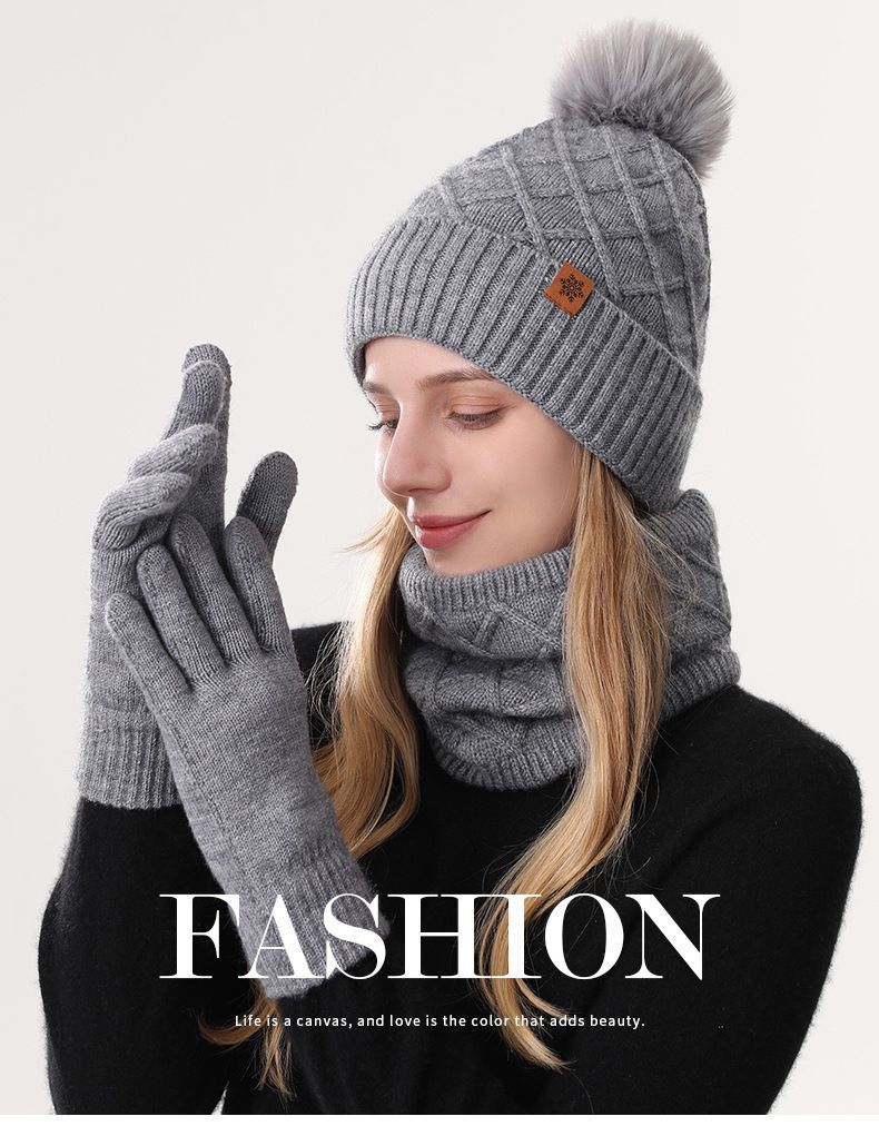 Women Pink Argyle 3-Piece Set-Hat Scarf and Gloves