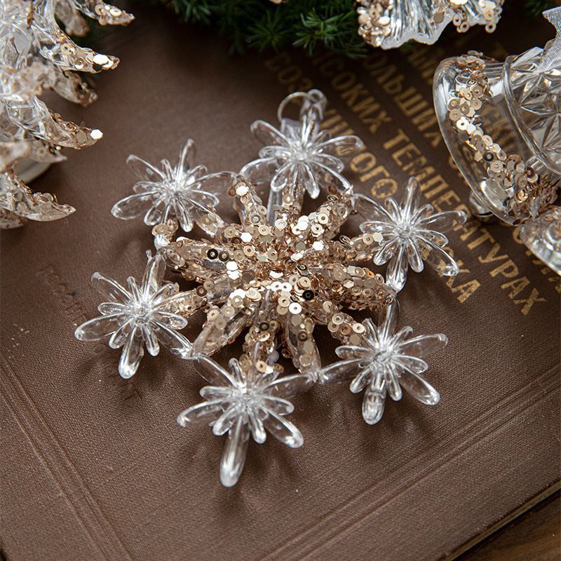 2pcs Snowflake B Christmas Ornament Props