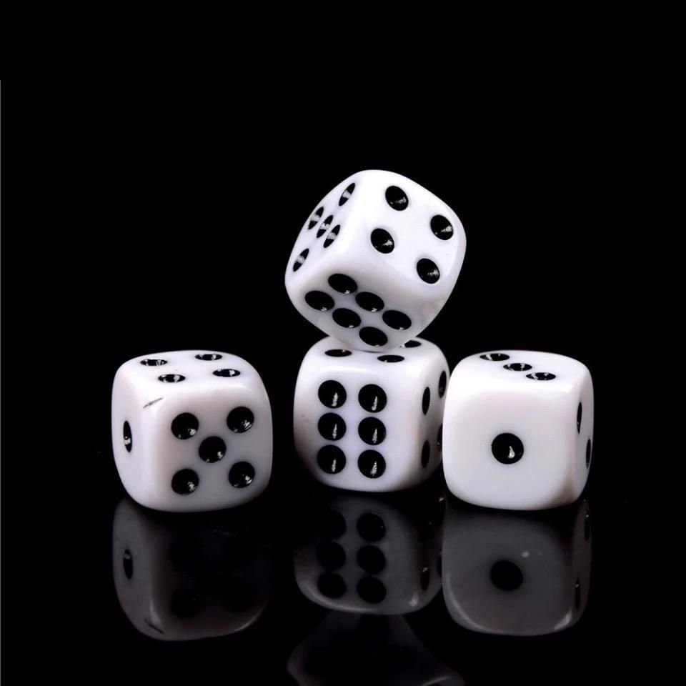 100-pack Black Dice, Six-sided for Party Games Puzzles