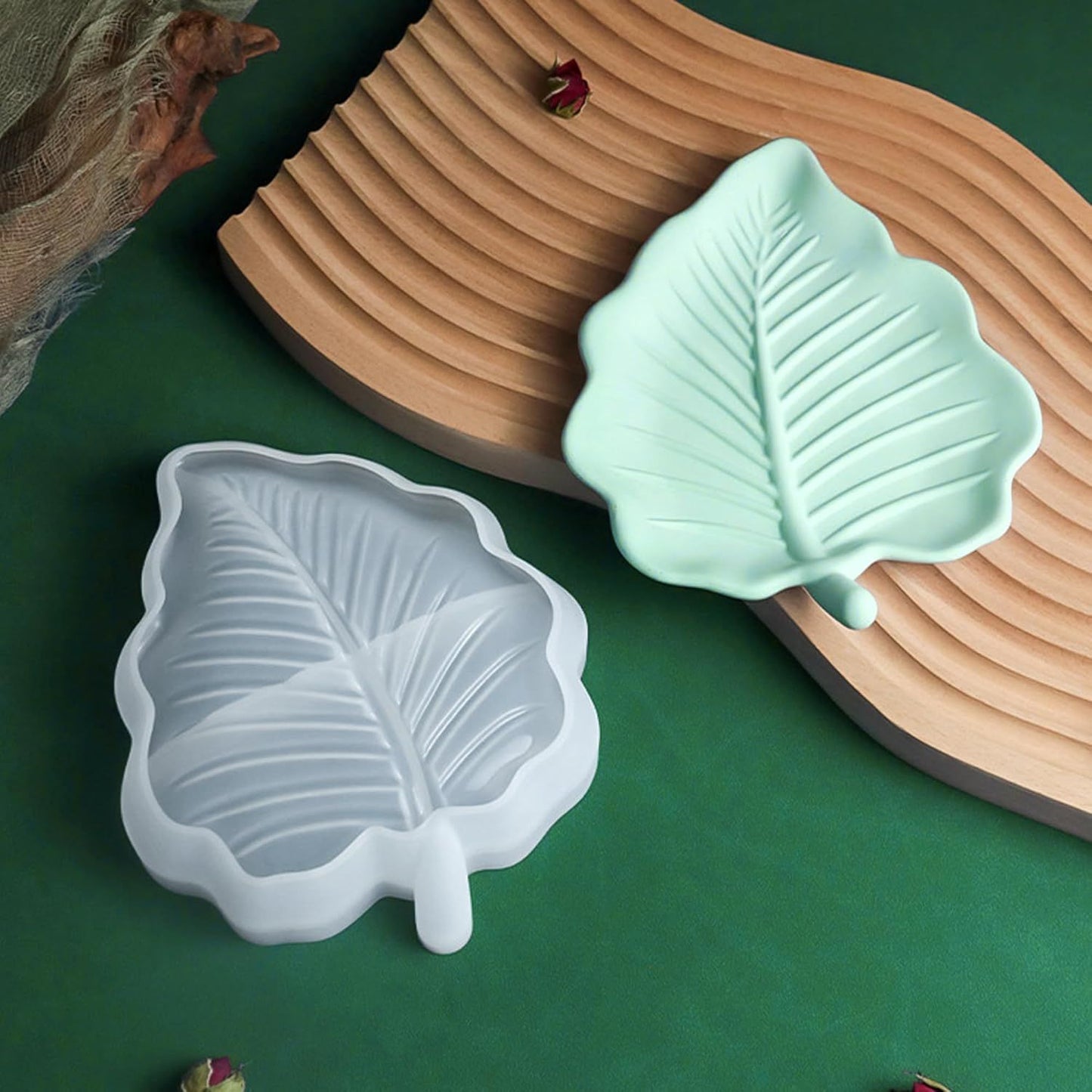 Leaf Silicone Molds for Resin, Large Tray Mold for Epoxy Resin, 3D Leaf Jewelry Plate, Concrete, Plaster, and Clay Casting Molds for Art, Storage Container, Trinket Dish, Home Decor