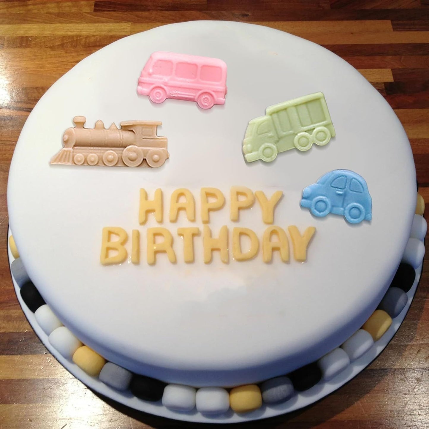 Car Silicone Soap Mold, Silicone Cake Mold, 3D Transportation Candy Mould Non-Stick Car Shape Baking Tool for Cake Cupcake Jelly Pudding Muffin Ice Cube Clay