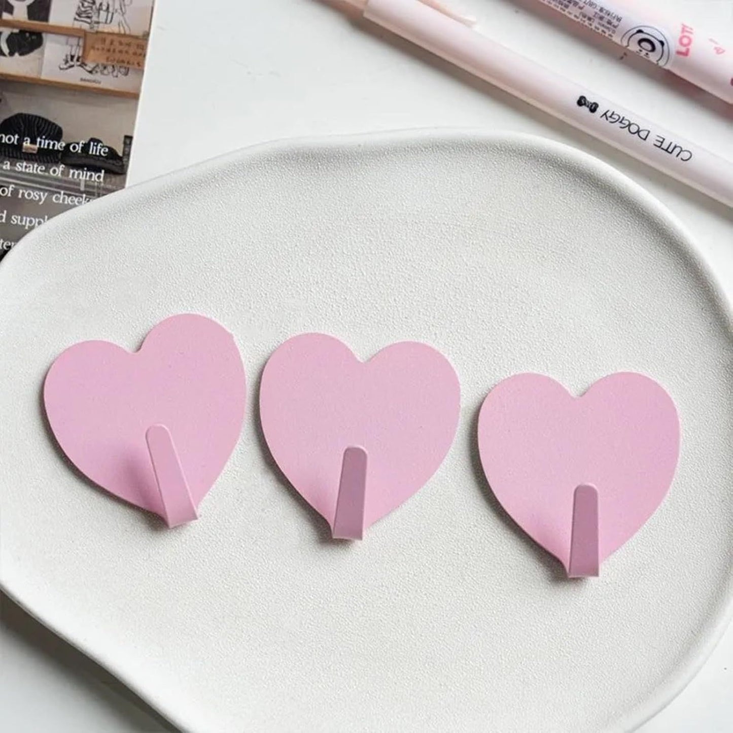 9 Pcs Heart Shaped Adhesive Wall Hooks, Cute Decorative Pink and White Self-Adhesive Hooks for Home Office Organization (White Pink)