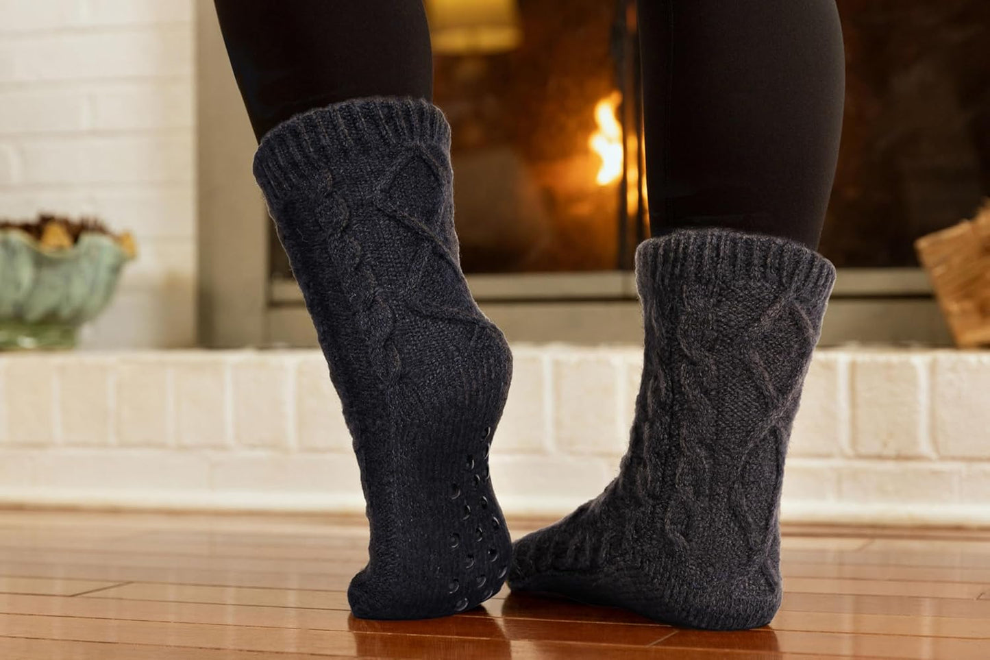 Slipper Socks for Women with Grippers Non Slip, Sherpa Lined Slipper Socks
