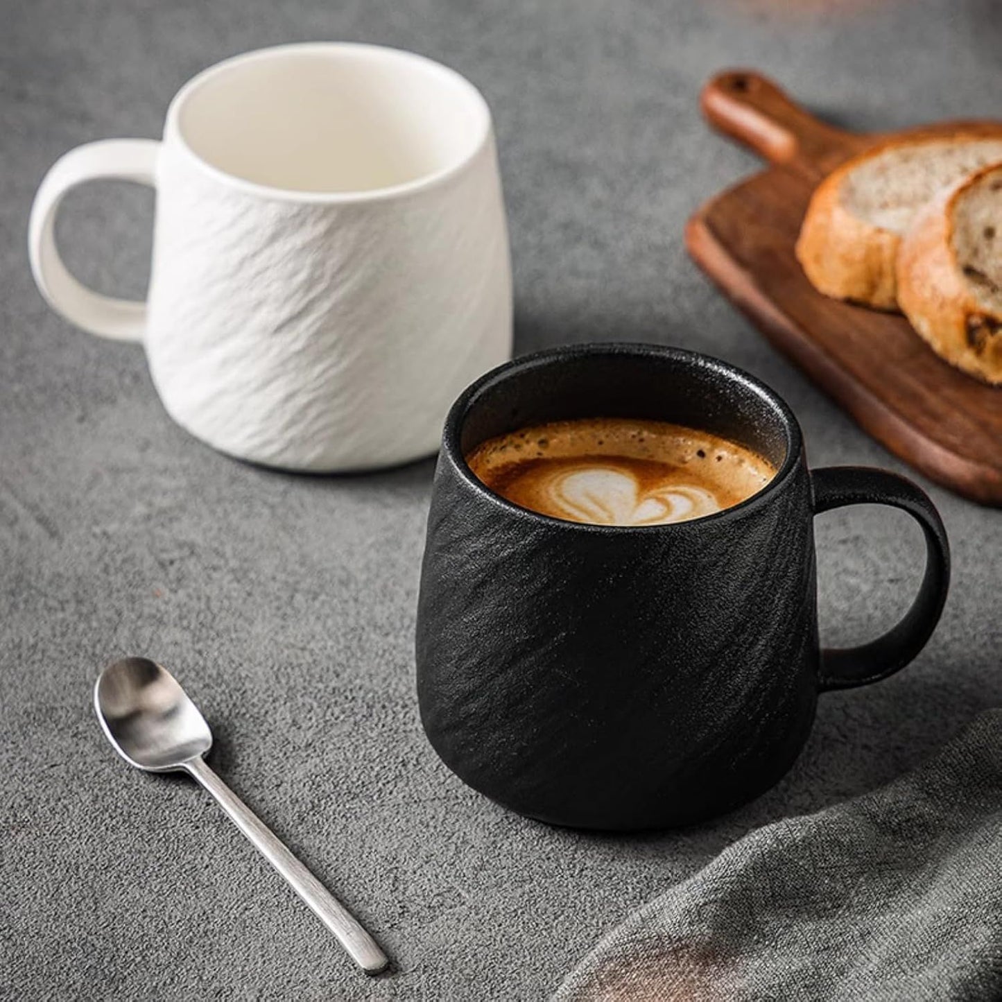 17 Oz Minimalist Ceramic Coffee Mug Tea Mug with Rock Texture Surface, Large Capacity Drinking Cup for Office Home (black,17 Oz)