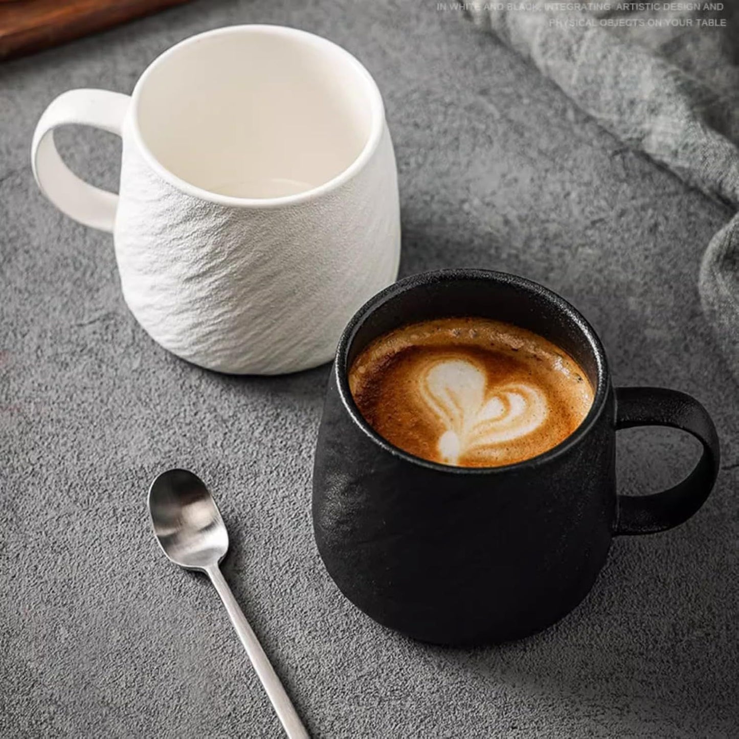 17 Oz Minimalist Ceramic Coffee Mug Tea Mug with Rock Texture Surface, Large Capacity Drinking Cup for Office Home (black,17 Oz)