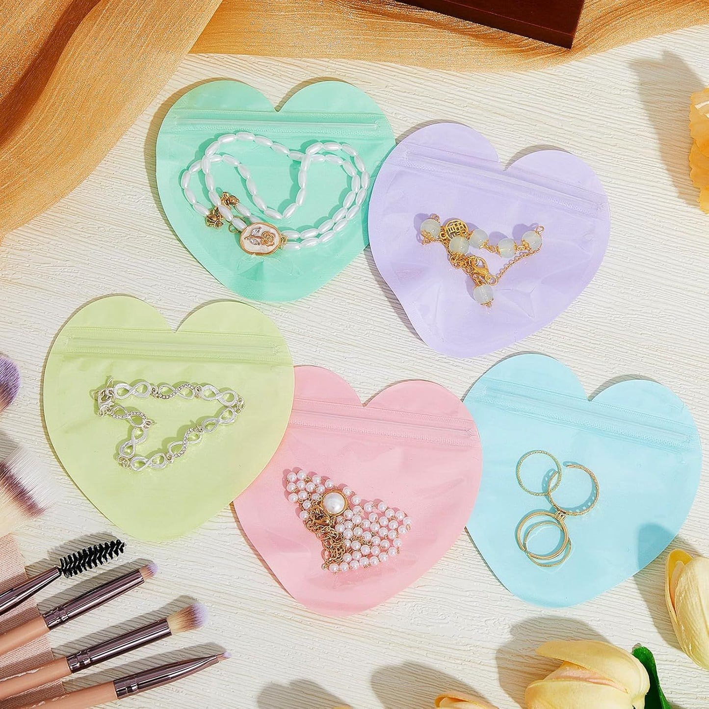 300 Pcs Heart Shaped Jewelry Bags 3.9 x 3.9 Inch Jewelry Packaging for Small Business Zip with Top Lock Baggies Cute Packaging Supplies for Necklace Earring Bracelets Sample(Mixed Color,Heart Shaped)