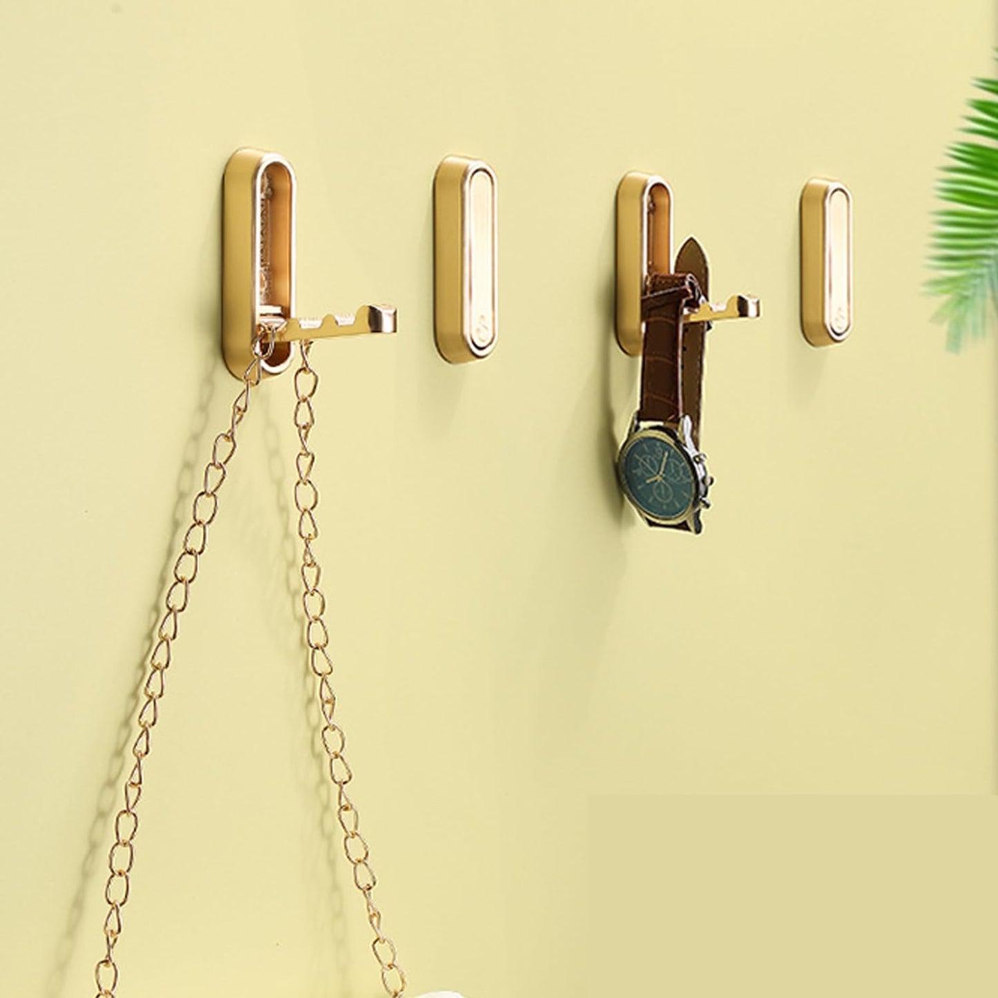 4PCS Folding Coat Hooks, Heavy Duty Wall Hooks Made of Zinc Alloy, Foldable Gold Wall Hooks for Hanging Coats, Scarves, Hats, Bathrobes, Keys, Bags (Gold)
