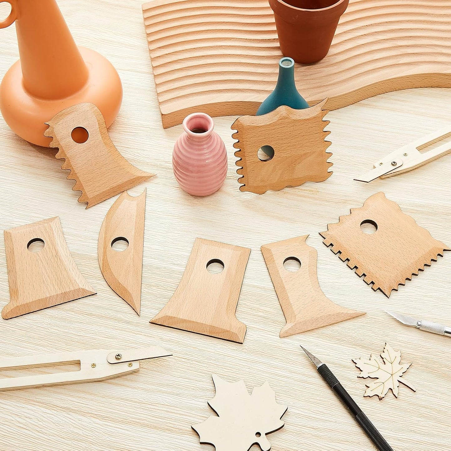7 Pcs Pottery Tools Foot Shaper Trimming Profile Rib Bundle for Ceramics Carving Clay Molds Texture Ribs Ceramics, Beech Wood (Stylish Style,Wood Color) Color Stylish Style