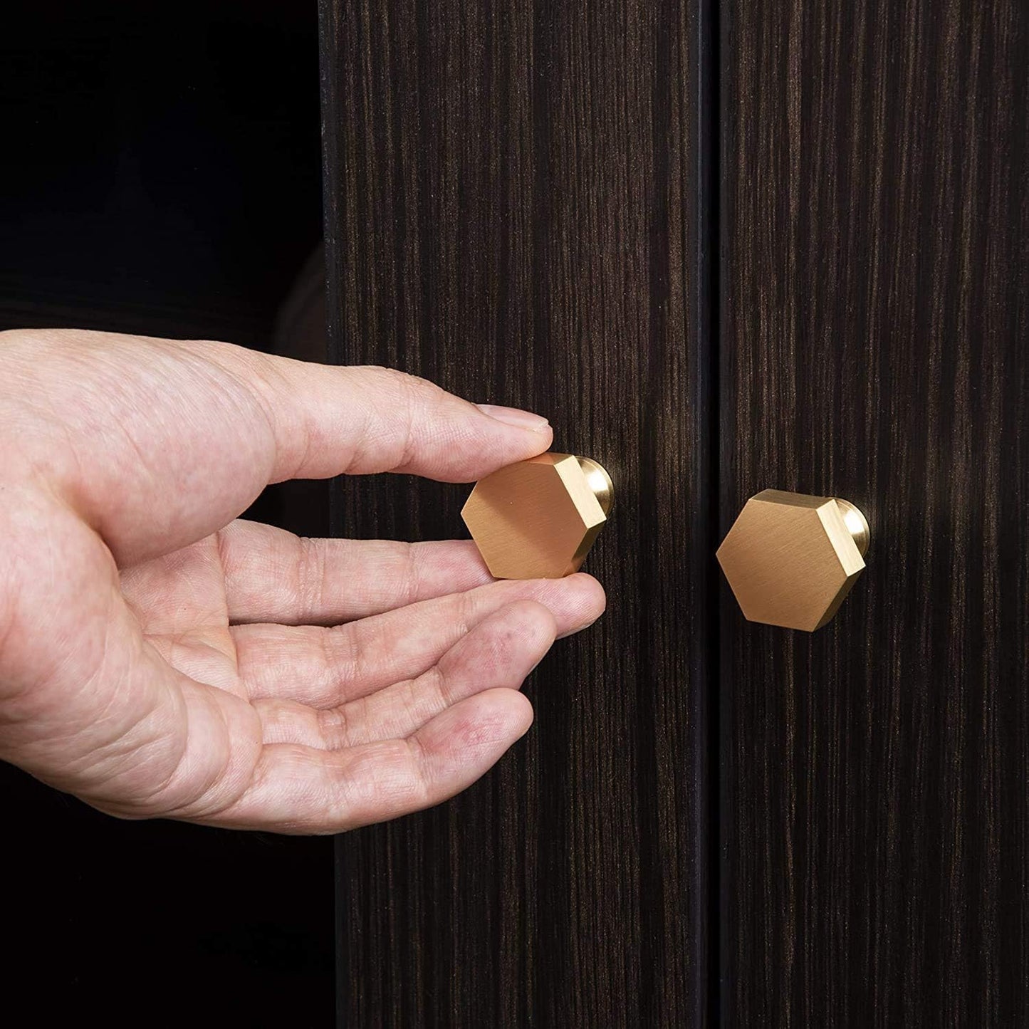 IME Drawer Knobs, Brass Cabinet Door Knobs Furniture Cupboard Pull Handle Wardrobe Dressers Knobs Hardware with Screw 3PCS [30X20MM]