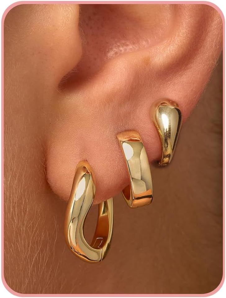 Gold Hoop Earrings for Women Trendy Dainty Wavy Gold Huggie Earrings,14k Gold Stud Earring Hypoallergenic Earring Flat Back Earrings Small Hoop Earrings for Women Gifts