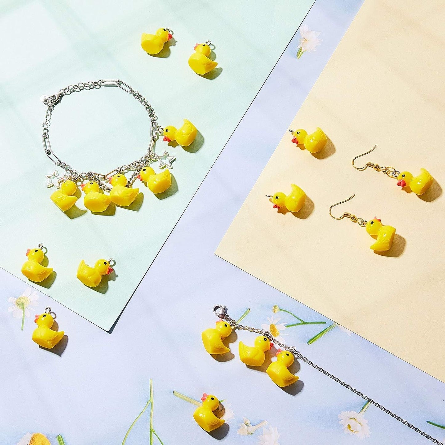 80 Pieces Mini Resin Duck lamingo Charms Pendants indings Charm DIY Duck Pendants or Bracelet Necklace Earrings Keychain Crats