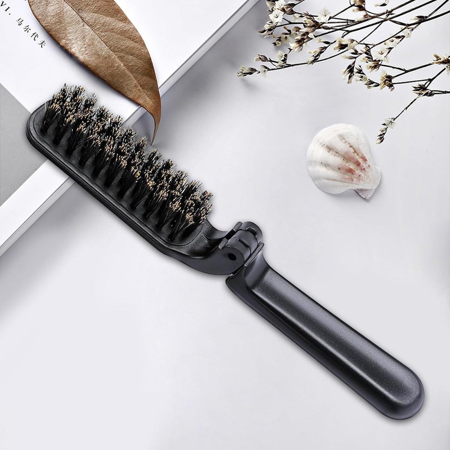 2Pcs Travel Hair Brush, Mini olding Hair Brush Collapsable Boar Bristles Hair Comb Pocket Beard Brush Portable Hair Styling Tool or Women and Men